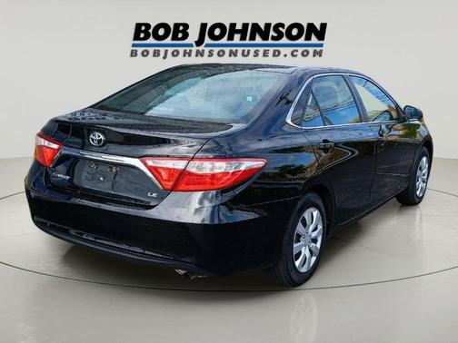 Midnight Black Metallic 2016 Toyota Camry XSE