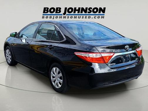 Midnight Black Metallic 2016 Toyota Camry XSE