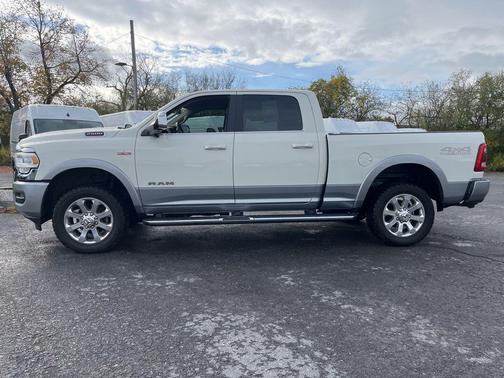 2022 RAM 2500 Laramie Crew Cab 4x4 6'4' Box