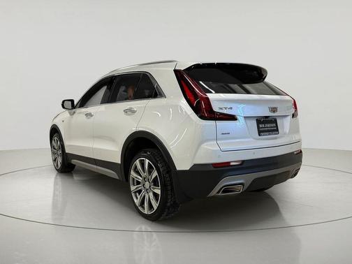Crystal White Tricoat 2023 Cadillac XT4 Premium Luxury