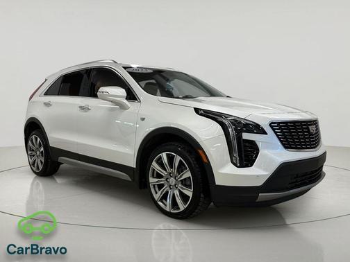 Crystal White Tricoat 2023 Cadillac XT4 Premium Luxury