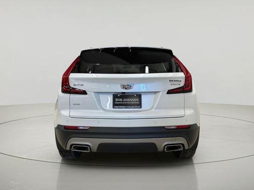Crystal White Tricoat 2023 Cadillac XT4 Premium Luxury
