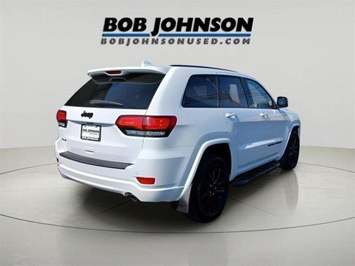 2022 Jeep Grand Cherokee Laredo