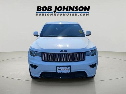 2022 Jeep Grand Cherokee Laredo