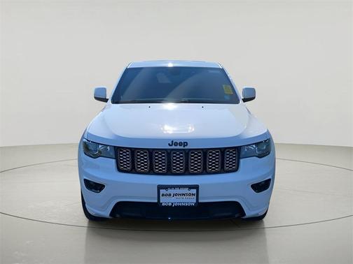 2022 Jeep Grand Cherokee Laredo