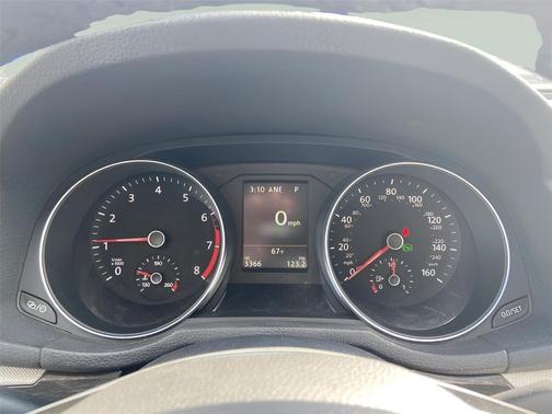 2018 Volkswagen Passat 2.0T SEL Premium