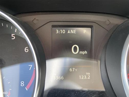2018 Volkswagen Passat 2.0T SEL Premium