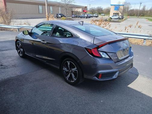 2016 Honda Civic Touring