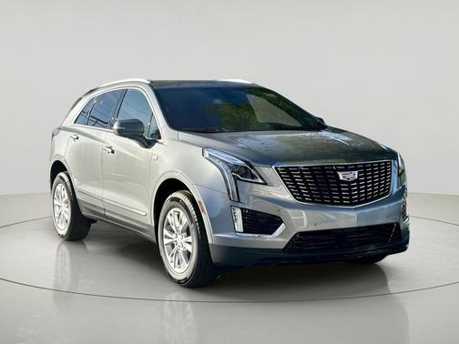 Argent Silver Metallic 2025 Cadillac XT5 Luxury