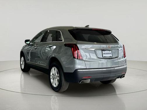 Argent Silver Metallic 2025 Cadillac XT5 Luxury