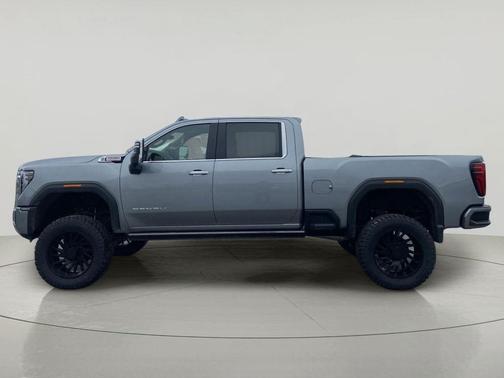 Sterling Metallic 2024 GMC Sierra 2500 Denali