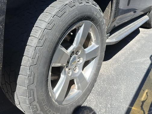 Black 2019 Chevrolet Tahoe LS