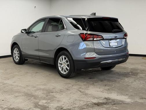 Sterling Gray Metallic 2023 Chevrolet Equinox 1LT