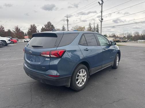 2024 Chevrolet Equinox LS