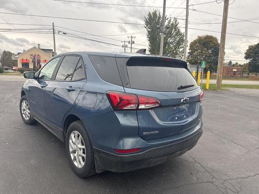 2024 Chevrolet Equinox LS