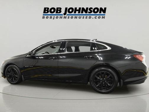 Mosaic Black Metallic 2019 Chevrolet Malibu LT