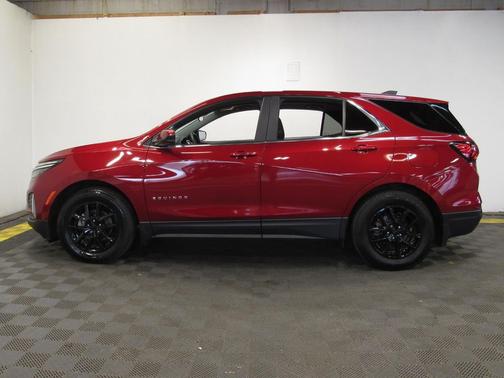 Radiant Red Tintcoat 2023 Chevrolet Equinox 1LT