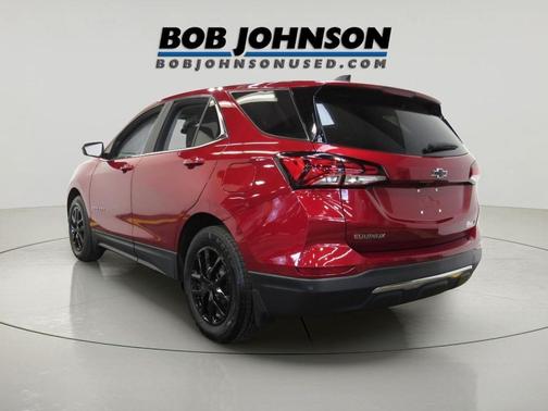 Radiant Red Tintcoat 2023 Chevrolet Equinox 1LT