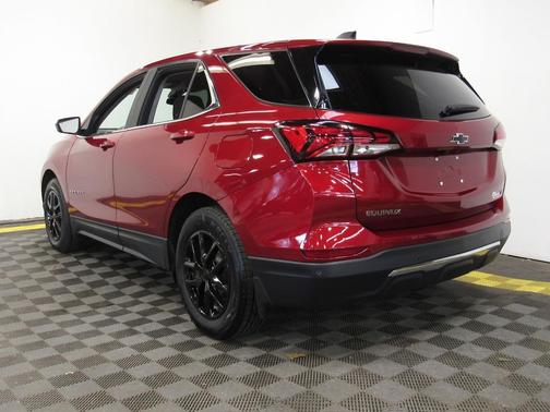 Radiant Red Tintcoat 2023 Chevrolet Equinox 1LT