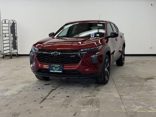 Crimson Metallic 2024 Chevrolet Trax FWD 1RS