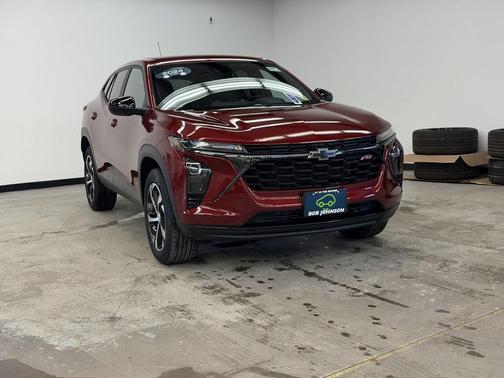 Crimson Metallic 2024 Chevrolet Trax FWD 1RS