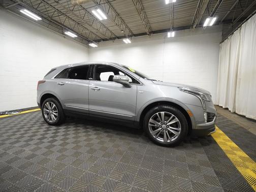 Argent Silver Metallic 2024 Cadillac XT5 Premium Luxury