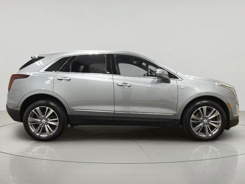 Argent Silver Metallic 2024 Cadillac XT5 Premium Luxury