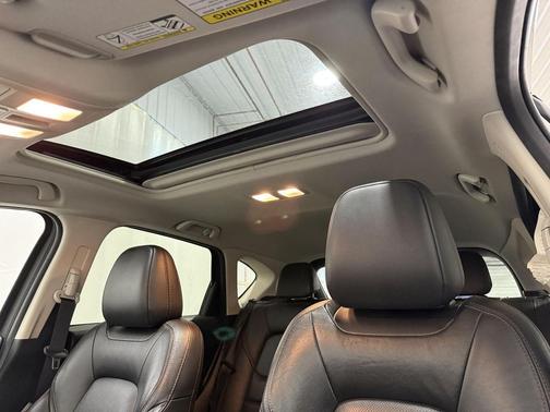 Snowflake White Pearl Mica 2022 Mazda CX-5 2.5 S Preferred Package