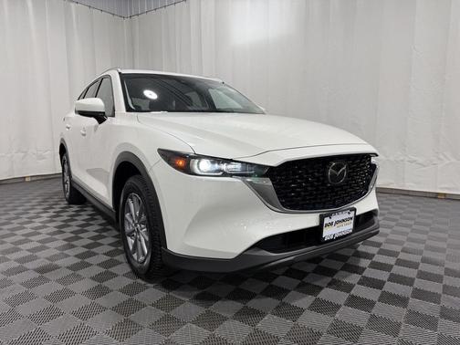 Snowflake White Pearl Mica 2022 Mazda CX-5 2.5 S Preferred Package
