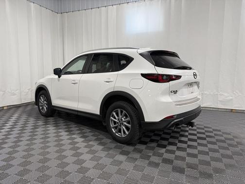 Snowflake White Pearl Mica 2022 Mazda CX-5 2.5 S Preferred Package