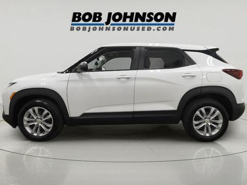 Summit White 2023 Chevrolet Trailblazer LS