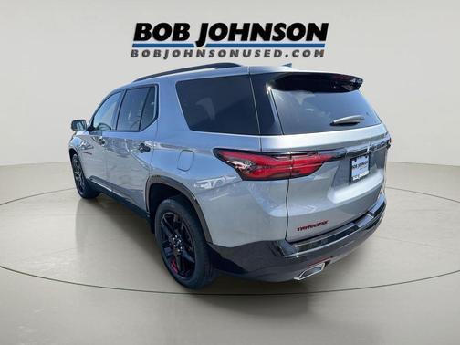 Sterling Gray Metallic 2023 Chevrolet Traverse Premier