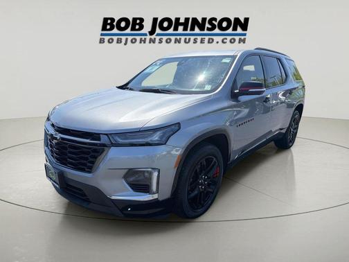 Sterling Gray Metallic 2023 Chevrolet Traverse Premier