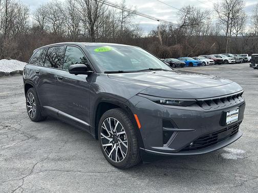 2025 Jeep Wagoneer S Limited