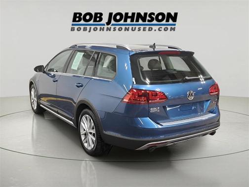 2017 Volkswagen Golf Alltrack TSI S
