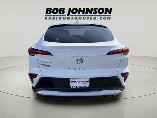 Summit White 2024 Buick Envista Preferred FWD