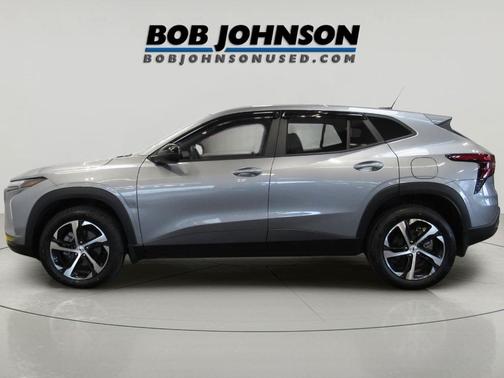 Sterling Gray Metallic 2024 Chevrolet Trax FWD 1RS