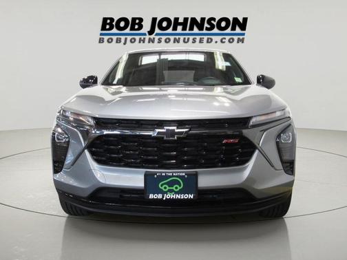 Sterling Gray Metallic 2024 Chevrolet Trax FWD 1RS
