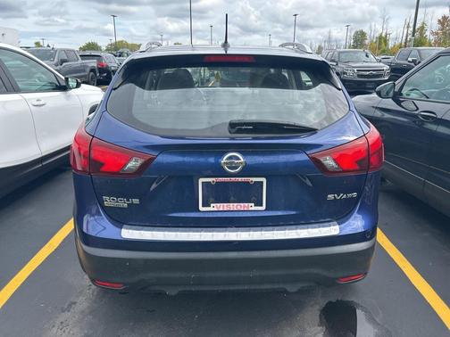 2018 Nissan Rogue Sport SV