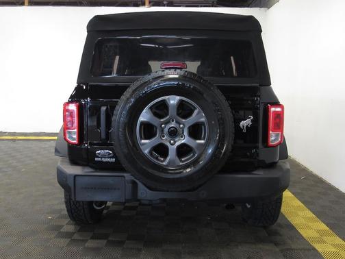 Shadow Black 2024 Ford Bronco Big Bend