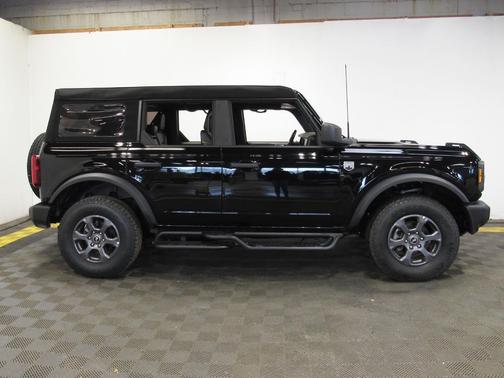 Shadow Black 2024 Ford Bronco Big Bend