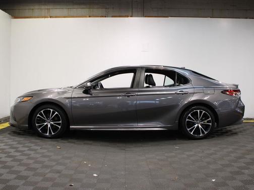 Predawn Gray Mica 2019 Toyota Camry SE