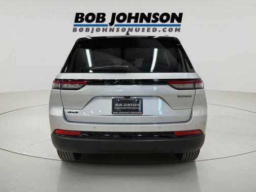 Silver Zynith 2024 Jeep Grand Cherokee Altitude