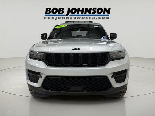 Silver Zynith 2024 Jeep Grand Cherokee Altitude