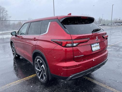 2022 Mitsubishi Outlander ES 2.5 S-AWC
