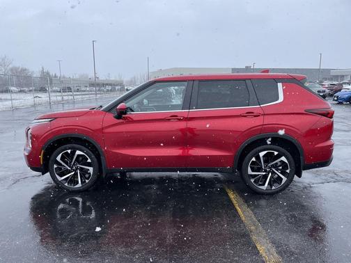 2022 Mitsubishi Outlander ES 2.5 S-AWC