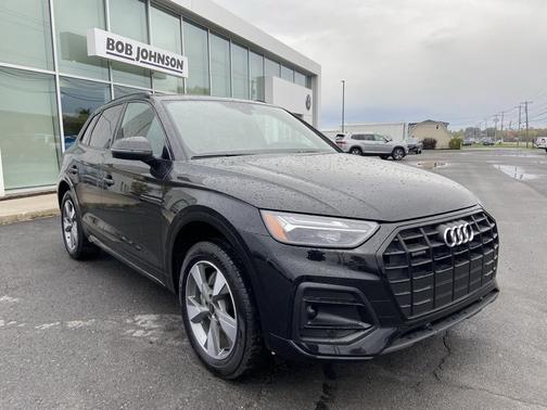 2025 Audi Q5 40 Premium Plus