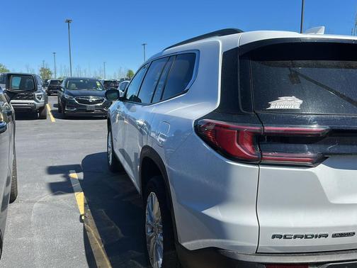 Summit White 2024 GMC Acadia AWD Elevation