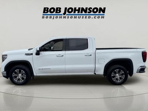 Summit White 2024 GMC Sierra 1500 SLT