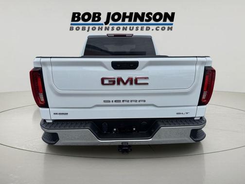 Summit White 2024 GMC Sierra 1500 SLT